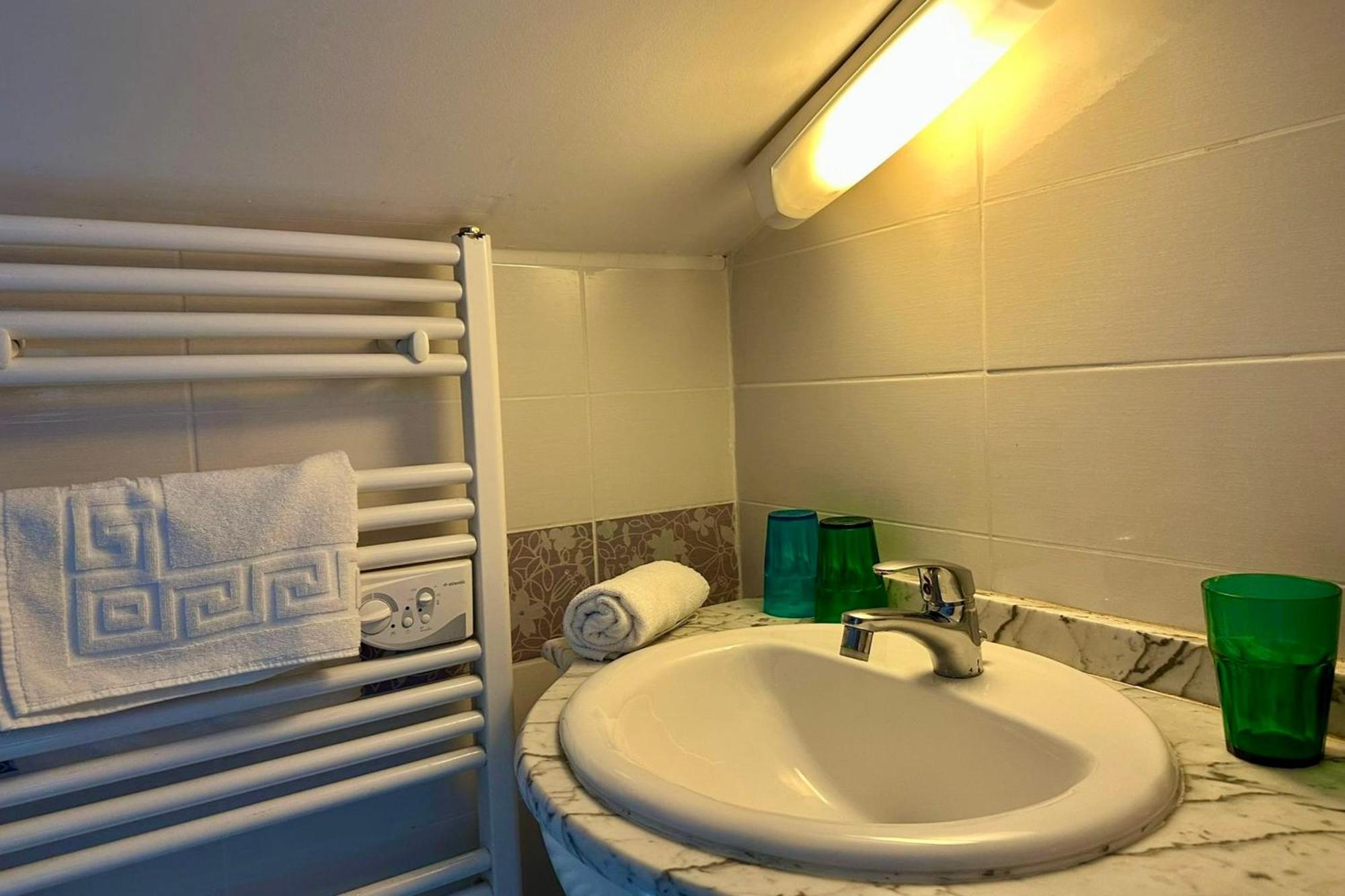 The Duplex- Air-Conditioned 3 Bedrooms In The Center Of Montpellier! Bagian luar foto